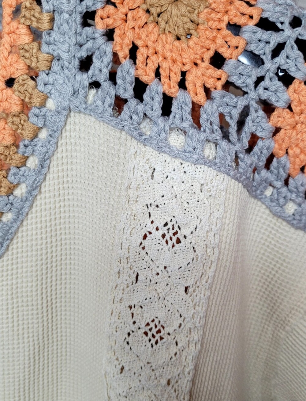 Oli & Hali Cream Orange Mixed Media Crochet Granny Square Waffle Knit Top M - Picture 9 of 9